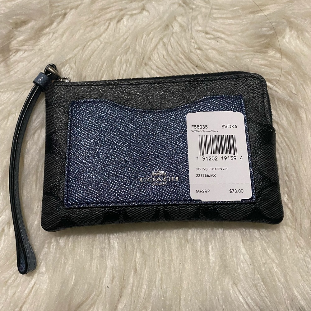 NWT Metallic Blue and Black Coach Wristlet - Picture 5 of 7